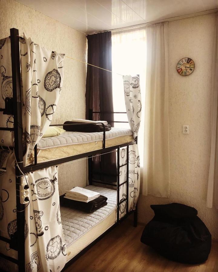 Suncity Hostel Батуми Екстериор снимка