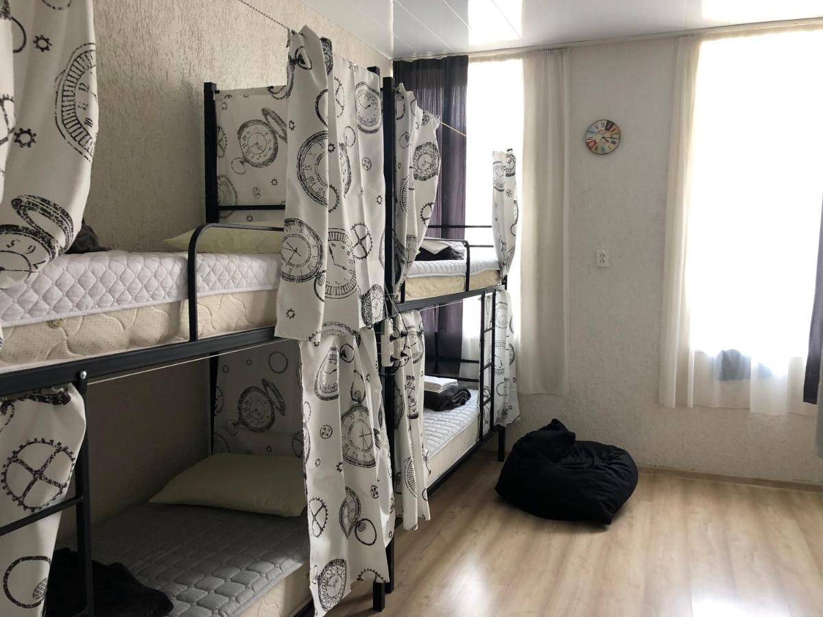 Suncity Hostel Батуми Екстериор снимка