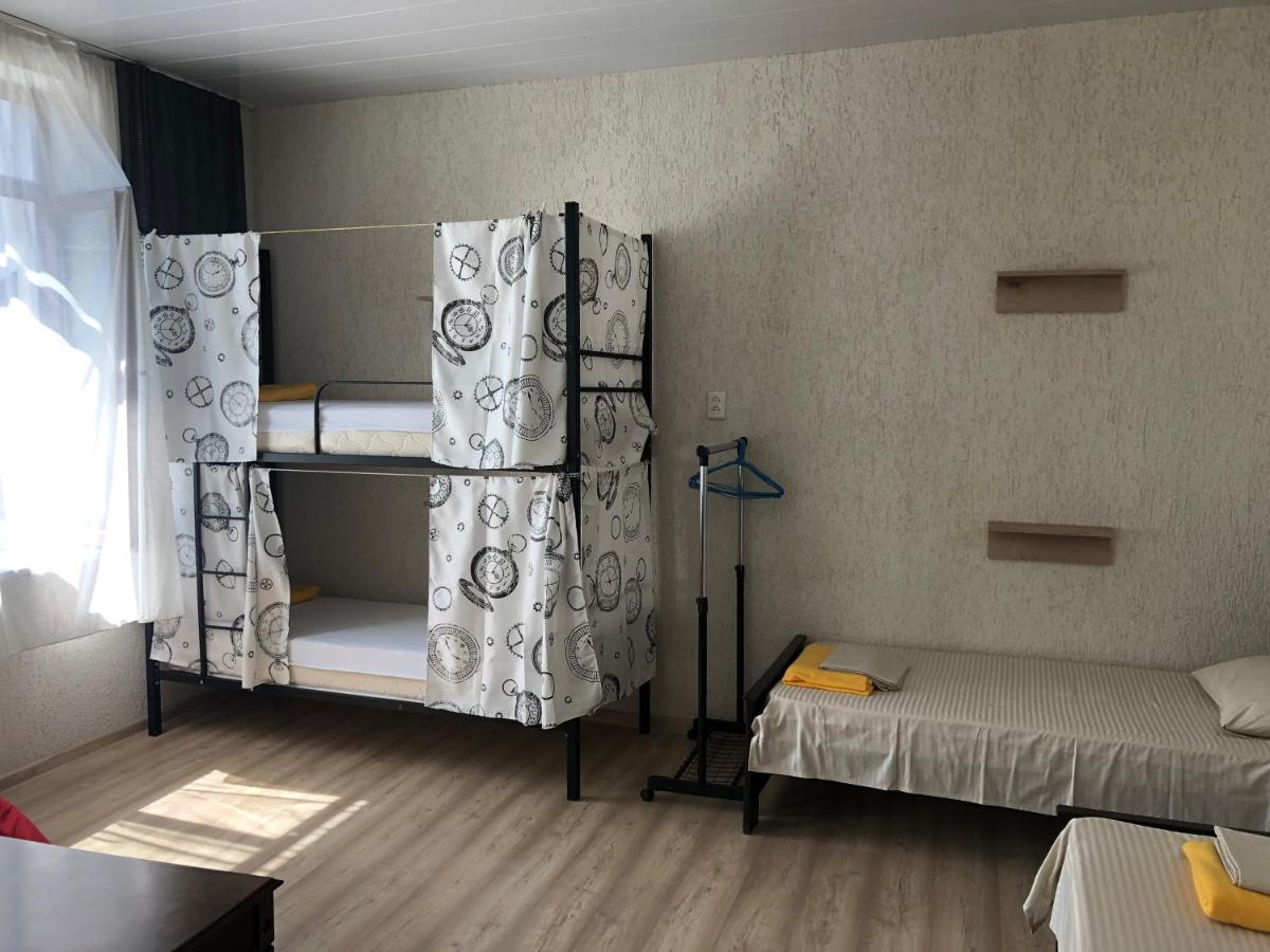 Suncity Hostel Батуми Екстериор снимка